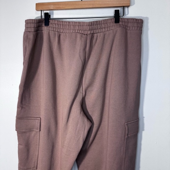 Old Navy High-Waisted SoComfy Cargo Wide-Leg Sweatpants Size XL - Picture 10 of 14